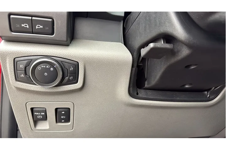 $33331 : Ford F-150 2020 4x4 XL 4dr S image 5