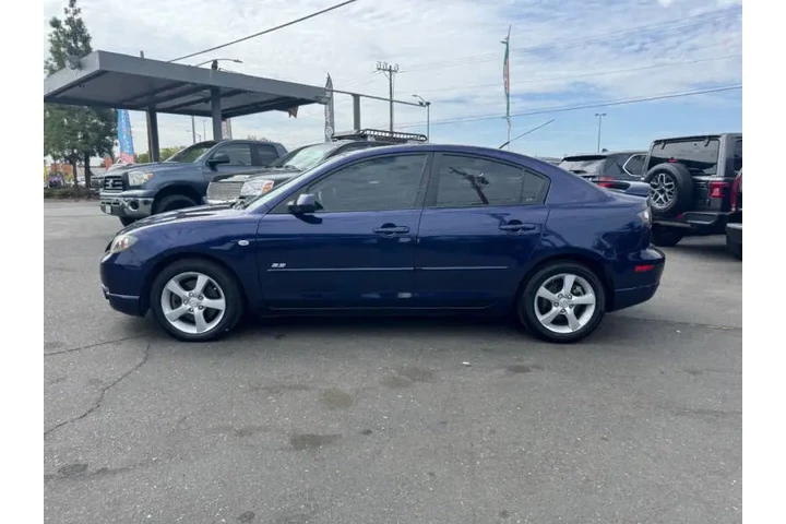 $4998 : 2005 MAZDA3 s image 10