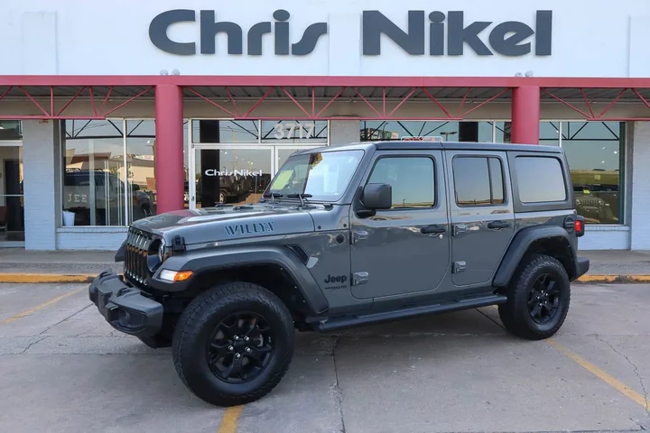 $32988 : 2022 Wrangler Unlimited Willy image 1