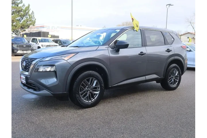 $17877 : Nissan Rogue 2023 AWD S 4dr image 5