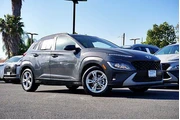 $18520 : Hyundai KONA 2023 SEL 4dr Cr thumbnail