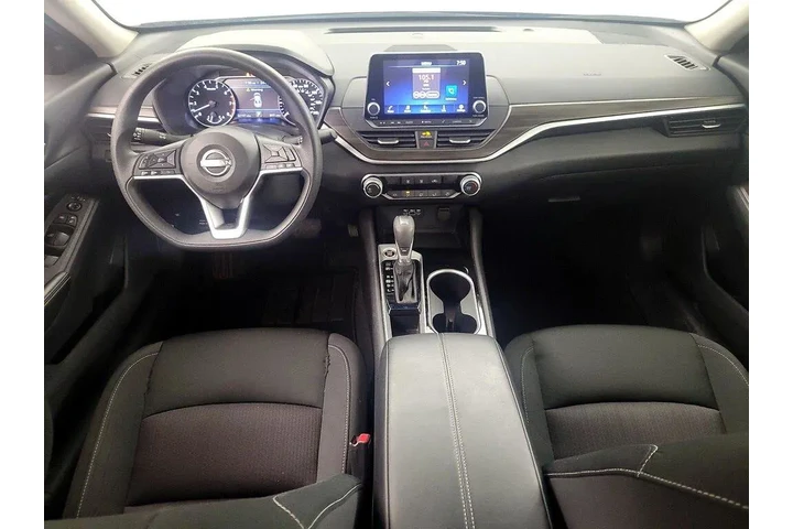 $21998 : Nissan Altima 2024 2.5 SV 4d image 9