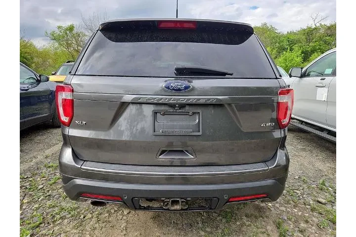 $12343 : Ford Explorer 2018 AWD XLT 4 image 5