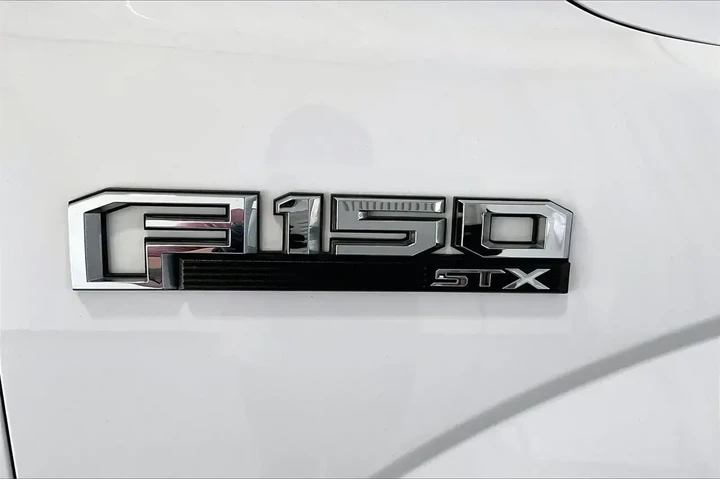 $26251 : Ford F-150 2020 4x2 XL 4dr S image 7