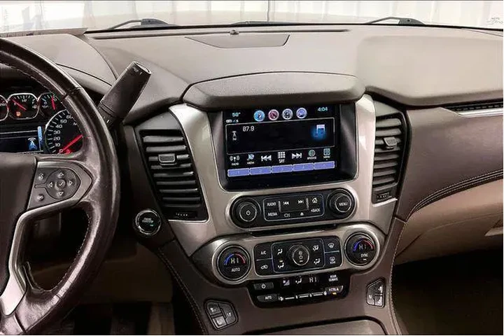 $27490 : Chevrolet Tahoe 2018 4x4 Pre image 6