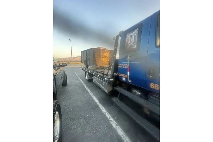 Towing service image 2