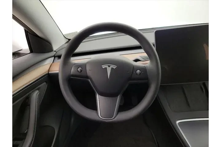 $27998 : Tesla Model 3 2023 4dr Sedan image 10