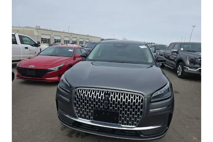 $32999 : Lincoln Corsair 2025 Premier image 2