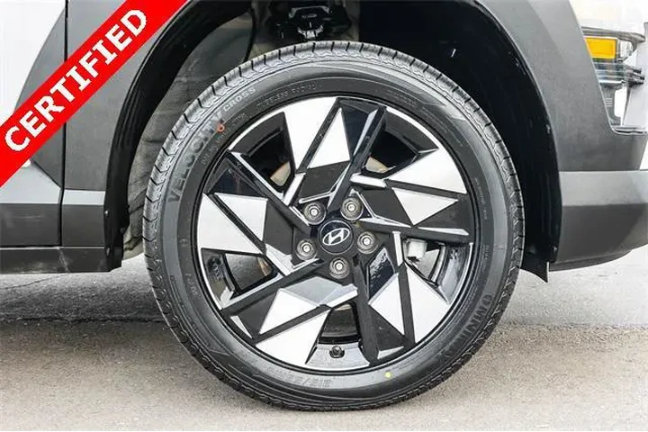 $19995 : Hyundai KONA 2024 AWD SEL 4d image 9