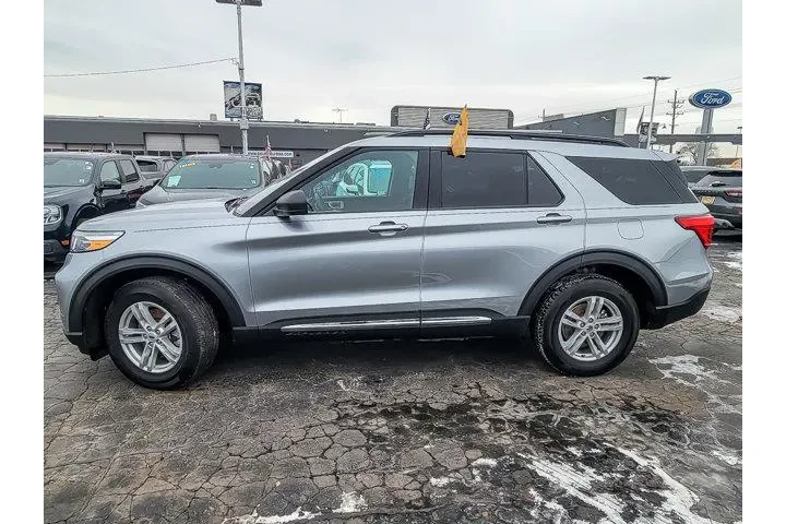 $34981 : Ford Explorer 2023 AWD XLT 4 image 5