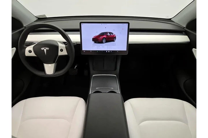 $28998 : Tesla Model Y 2022 AWD Long image 9