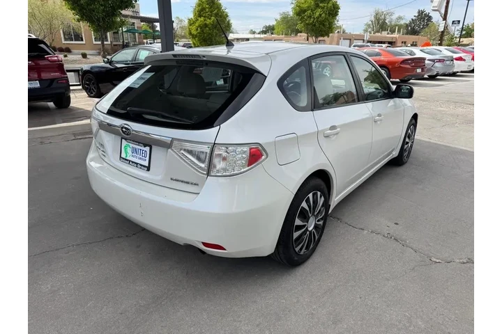 2010 Impreza 2.5i 5-door image 5