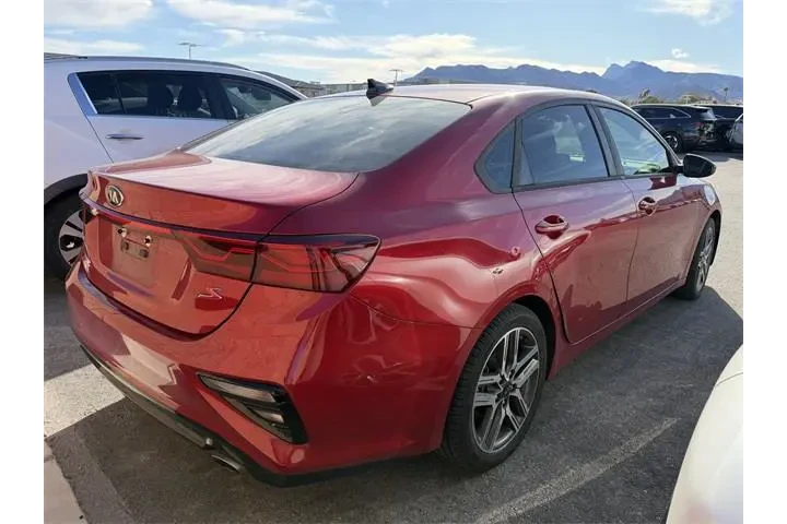 $11988 : Kia Forte 2019 S 4dr Sedan image 4