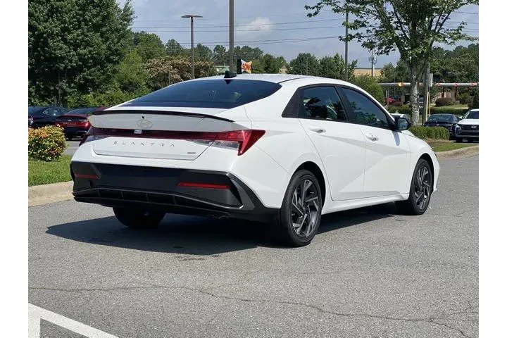 $26599 : Hyundai ELANTRA 2025 SEL Con image 7
