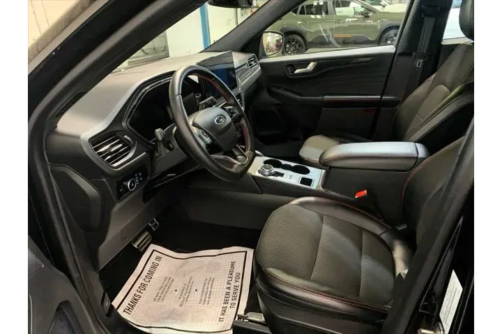 $29788 : Ford Escape 2023 AWD ST-Line image 8