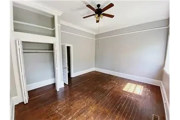 $1950 : Rental property with 3 bedro image 7