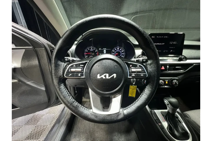 Kia Forte 2023 LX 4dr Sedan image 9