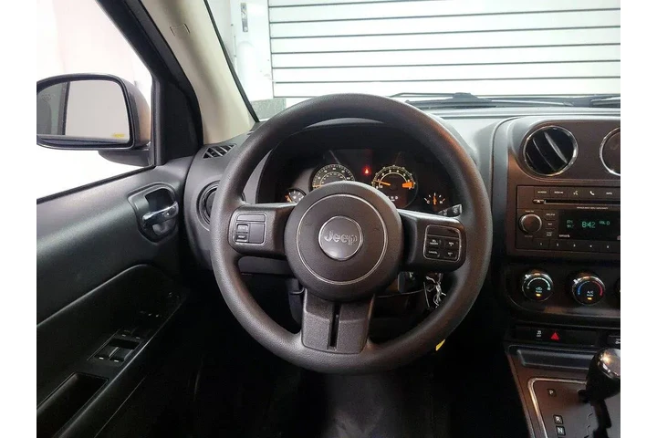 $10998 : Jeep Compass 2016 4x4 Sport image 10