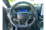 $39998 : Ford Explorer 2023 AWD ST 4d thumbnail