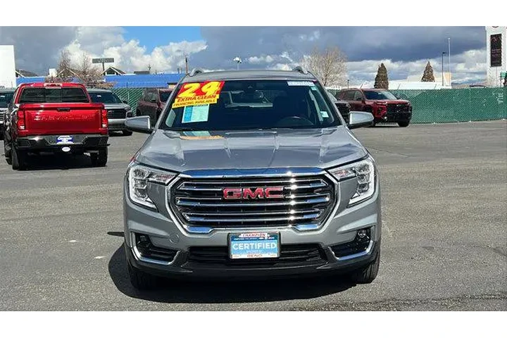 $26984 : GMC Terrain 2024 AWD SLT 4dr image 2