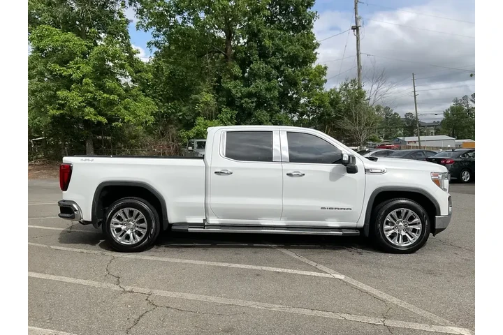 $28985 : GMC Sierra 1500 2020 4x4 SLT image 4