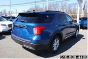 $27947 : Ford Explorer 2022 AWD XLT 4 thumbnail