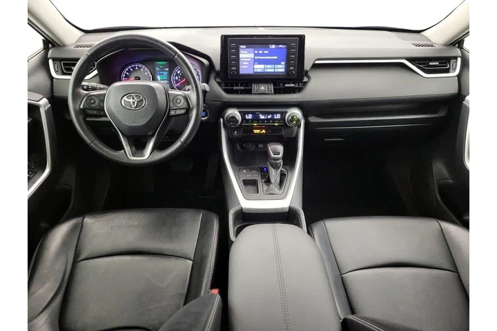 $24998 : Toyota RAV4 2019 XLE Premium image 9