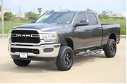 $32989 : Ram 2500 2019 4x4 Tradesman thumbnail