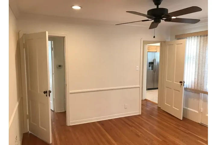 $2458 : 3bed available in Los Angeles image 7