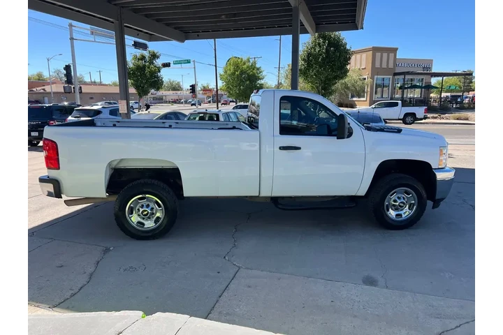 2013 Silverado 2500HD Work Tr image 4