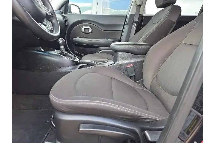 $10774 : Kia Soul 2016 4dr Crossover image 5