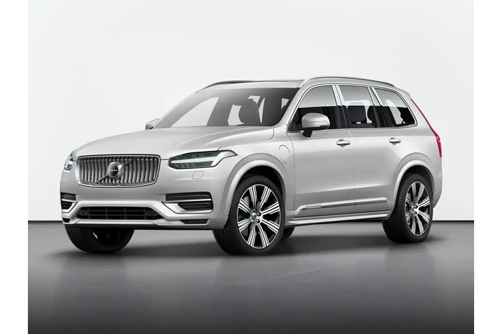 $27988 : Volvo XC90 2020 AWD T5 Momen image 1