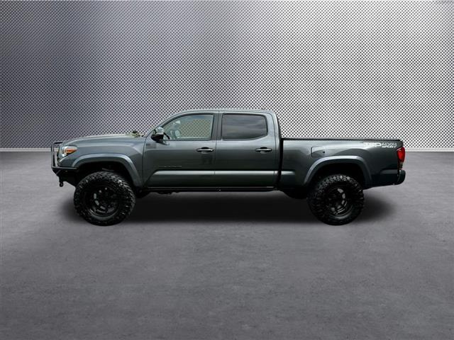 $31691 : 2017 Tacoma SR5 image 4