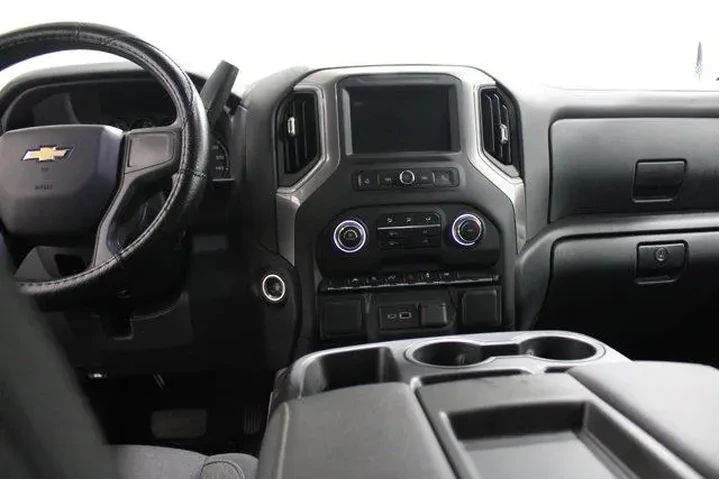 $37995 : Chevrolet Silverado 1500 202 image 2