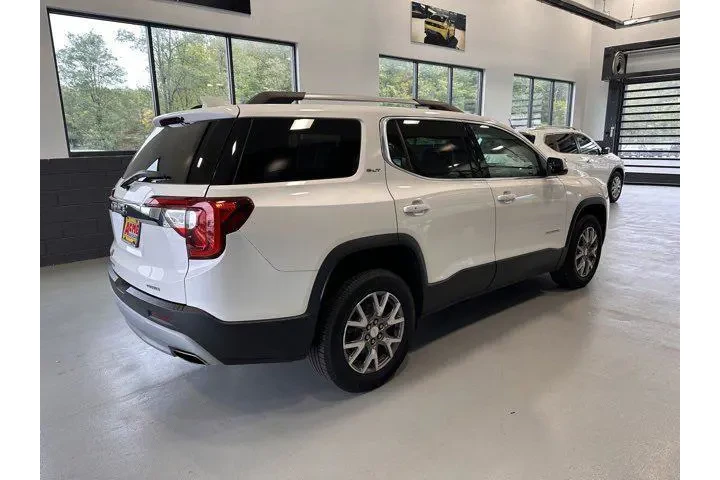 $17895 : GMC Acadia 2020 4x4 SLT 4dr image 6