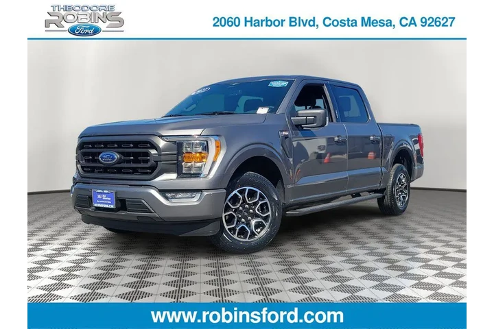$39841 : Ford F-150 2023 4x2 XLT 4dr image 1