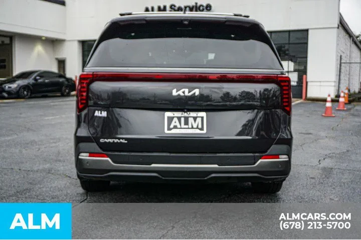 $38460 : Kia Carnival 2025 SX Prestig image 9