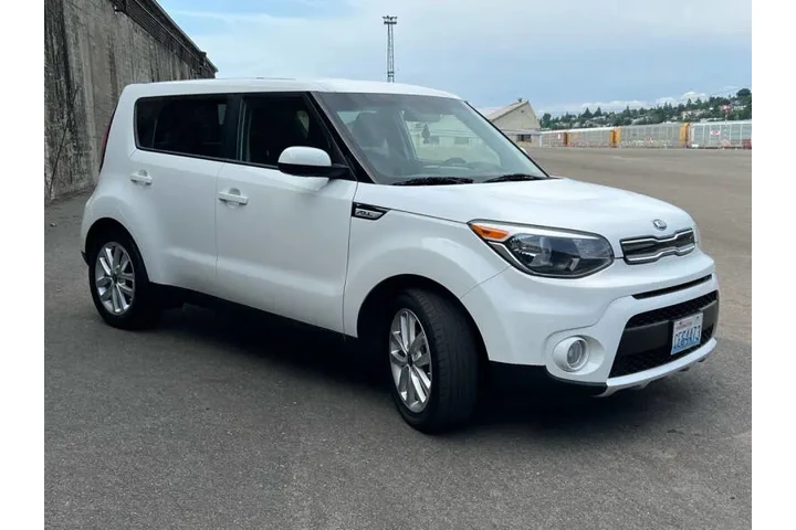 $10988 : 2018 Soul + image 9