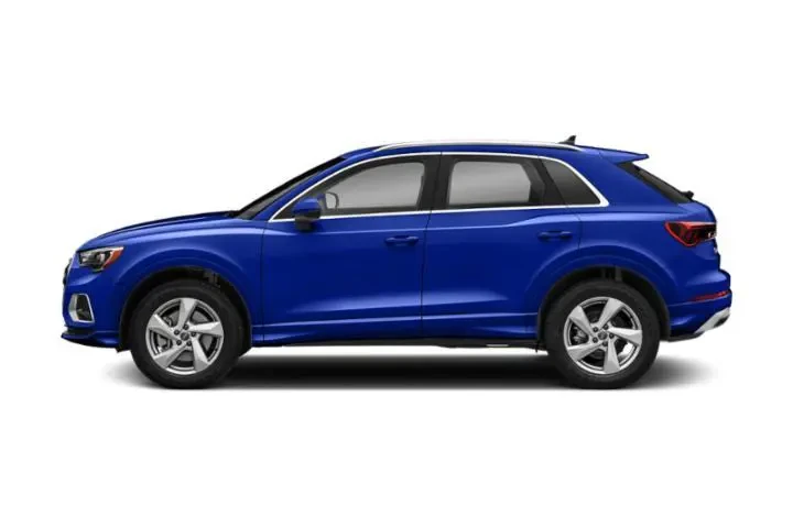 $23988 : Audi Q3 2022 AWD quattro S l image 2