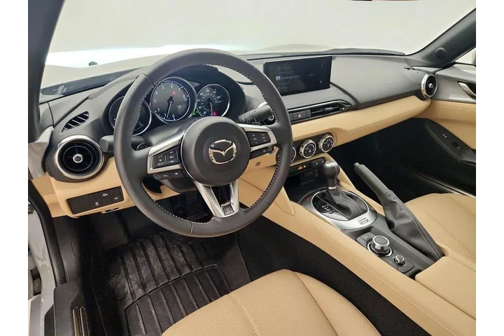 $36998 : Mazda MX-5 Miata RF 2025 Gra image 9