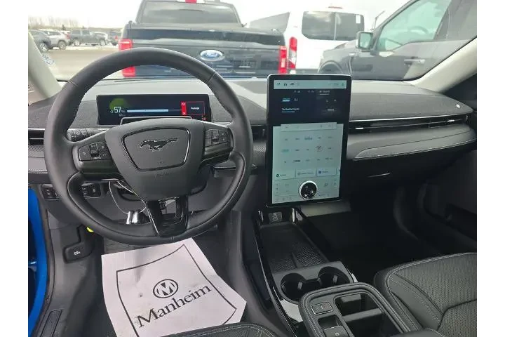 $31999 : Ford Mustang Mach-E 2025 Pre image 5