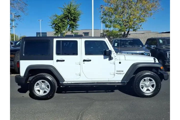 $22861 : Jeep Wrangler Unlimited 2017 image 3