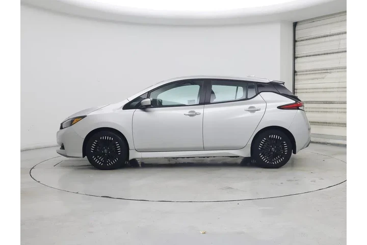 $19998 : Nissan LEAF 2024 SV PLUS 4dr image 3