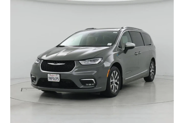 $38998 : Chrysler Pacifica Plug-In Hy image 4