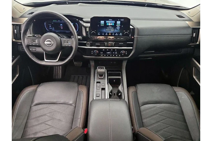 $37998 : Nissan Pathfinder 2024 Plati image 9