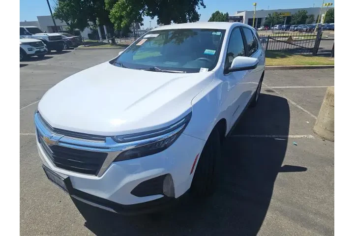 $17500 : Chevrolet Equinox 2022 LT 4d image 1