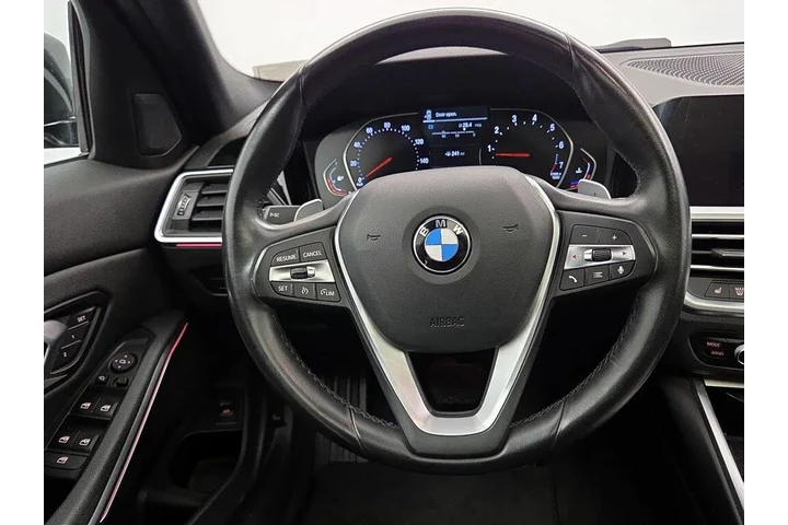 $25998 : BMW 3 Series 2021 330i 4dr S image 10