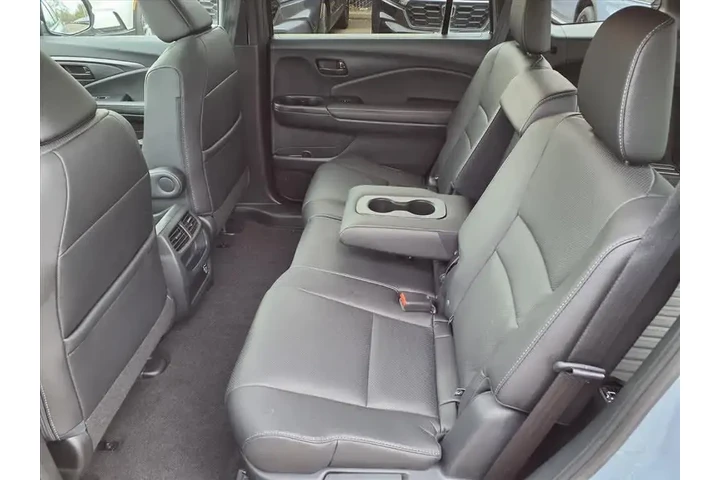 $31247 : Honda Passport 2023 AWD EX-L image 9