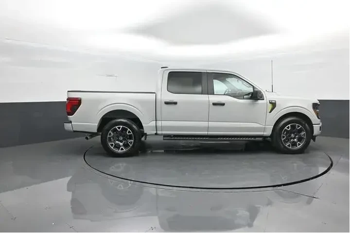 $38287 : Ford F-150 2024 4x2 STX 4dr image 8