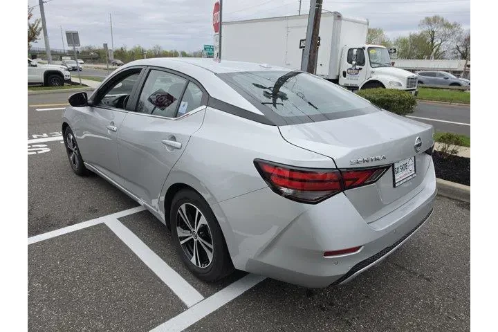 $19606 : Nissan Sentra 2023 SV 4dr Se image 8